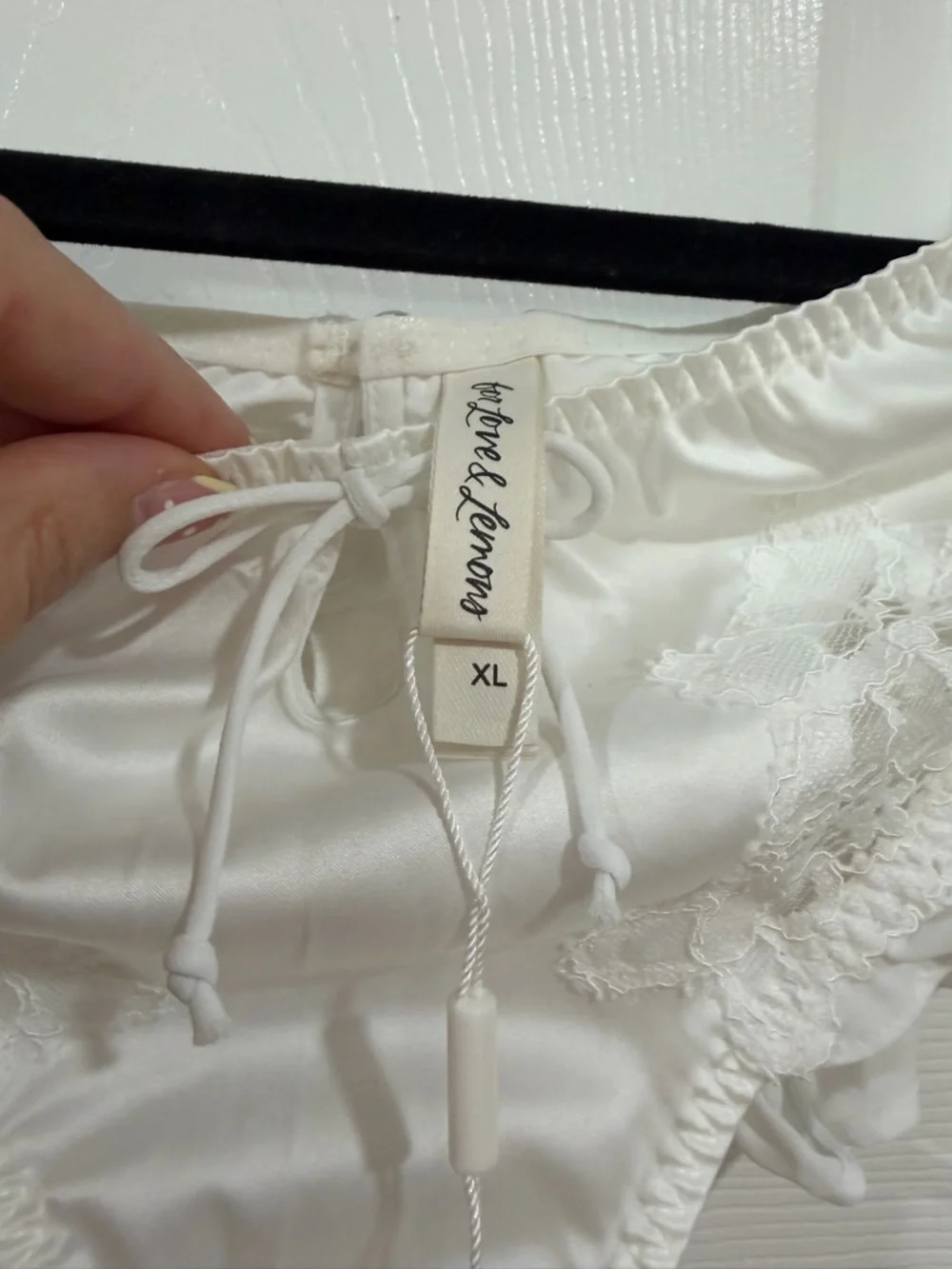 For Love And Lemons NWT Butterfly Lace Ruffle Bralette and Panty Set Size XL - Picture 7 of 9